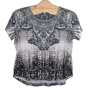 World Unity Woman Top‎ 3X Gray Black Paisley Boho Medallion Short Sleeve Tee
